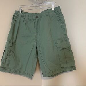 Tommy Bahama Men's Green Cargo Shorts Large